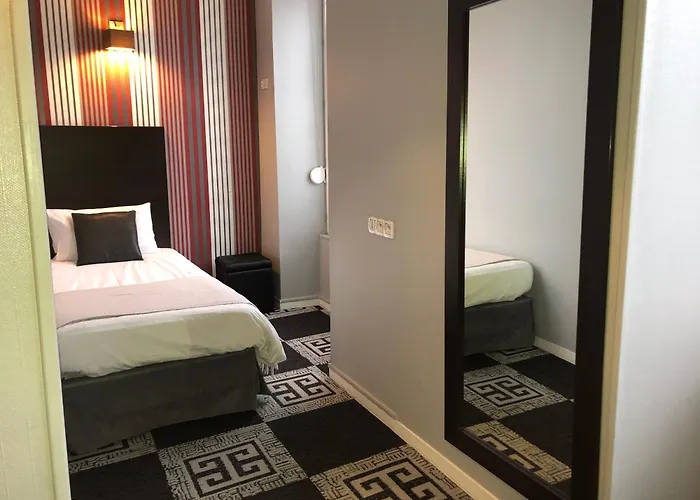 Le CharlestonHotel Le Mans